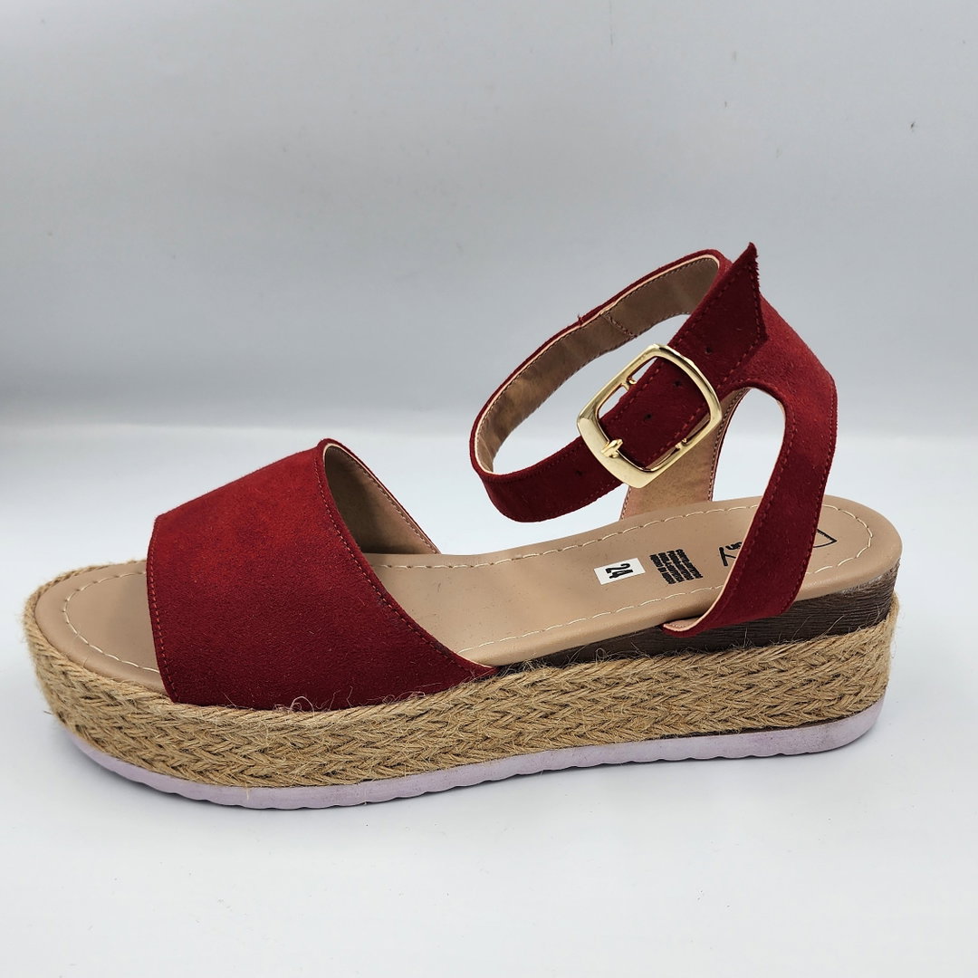 Cleo DKYCLEOR)