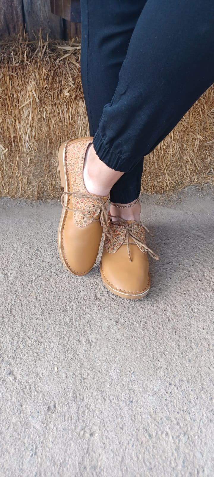 Aldora Genuine Leather Tan_0