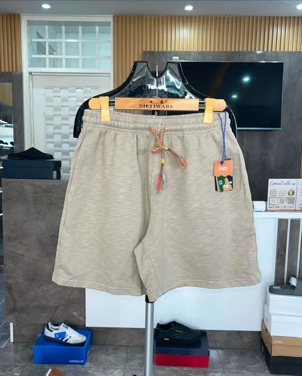 Shorts_0