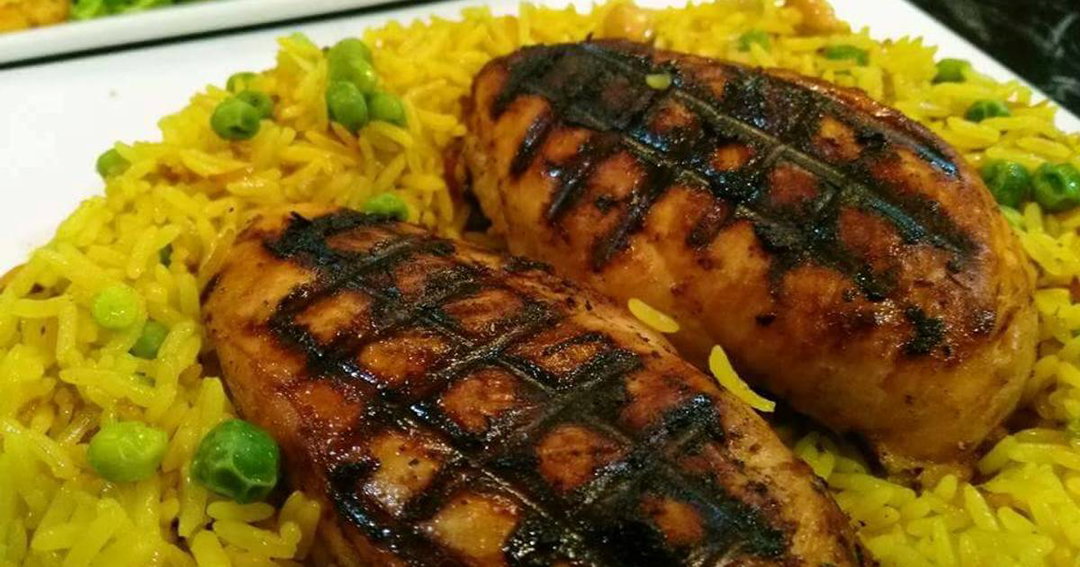 وجبة فراخ (صدر + أرز + خضار + شوربة لسان عصفور + عيش + سلطة)