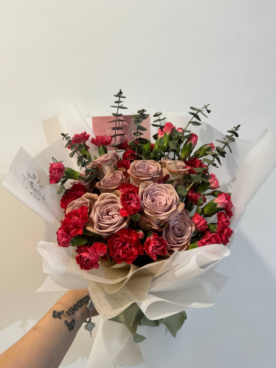 Cappuccino Roses & Carnation Spray Bouquet_1