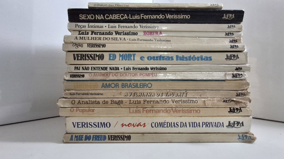 Lote de 20 livros de Luis Fernando Veríssimo