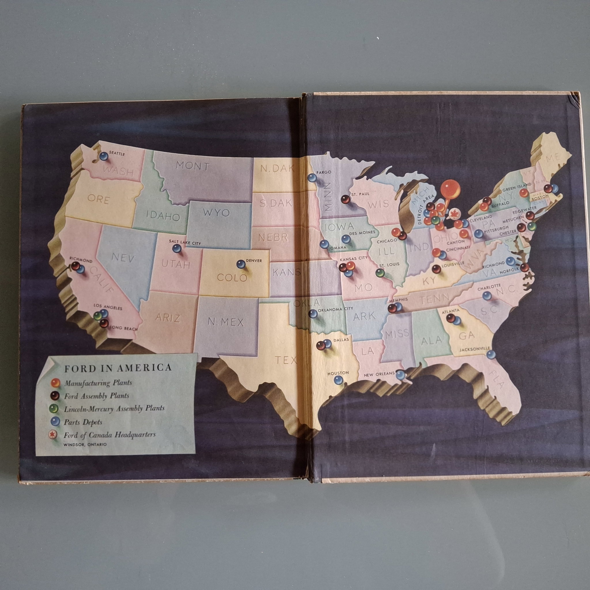 Livro Ford At Fifty - An American History_2
