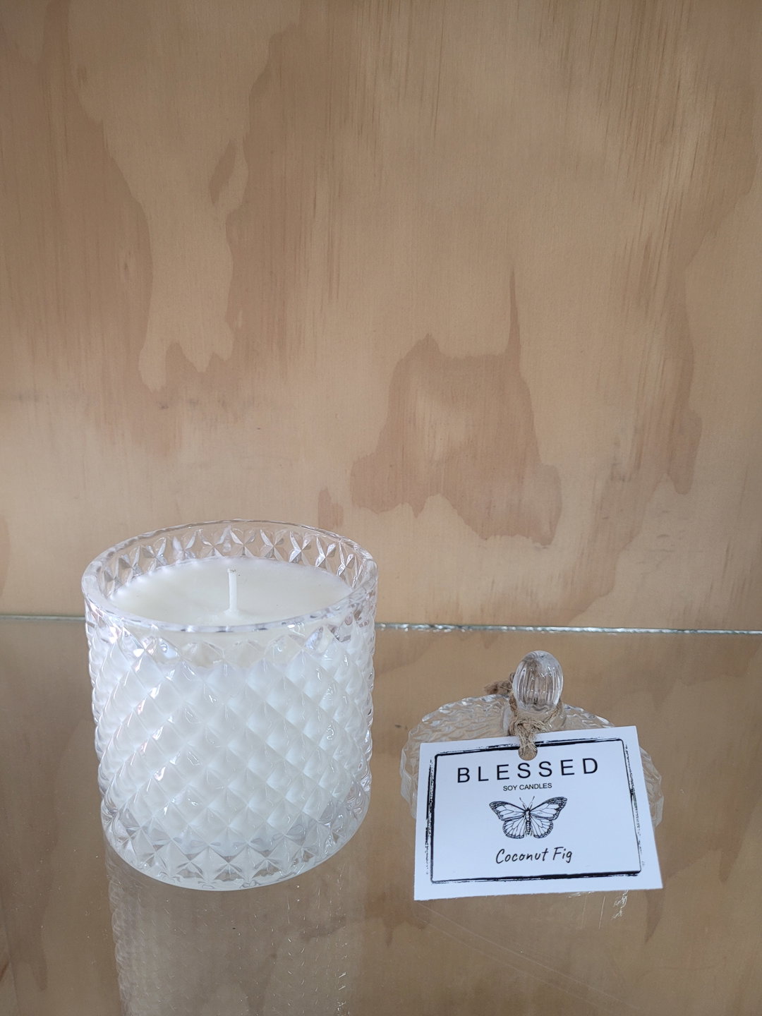 Coconut fig candle