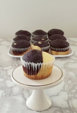 Half Dozen Cupcakes