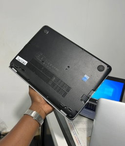HP Elitebook 820 G3, Core i5, 6th generation