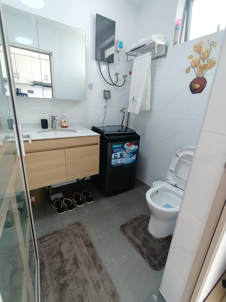 Studio AirBnB in Himalaya Heights Kindaruma Rd, Kilimani_8