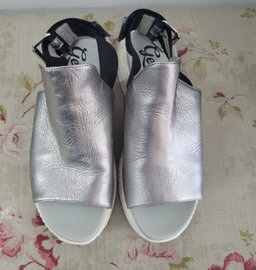 Gelato size 38