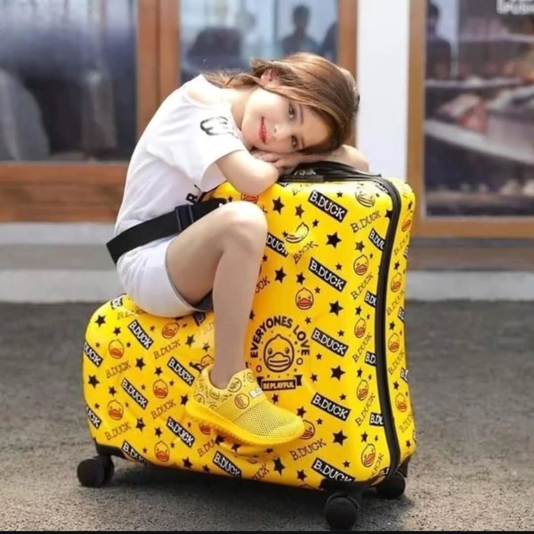 YELLOW B DUCK / BLUE L LUGGAGE WITH SEATBELT _6