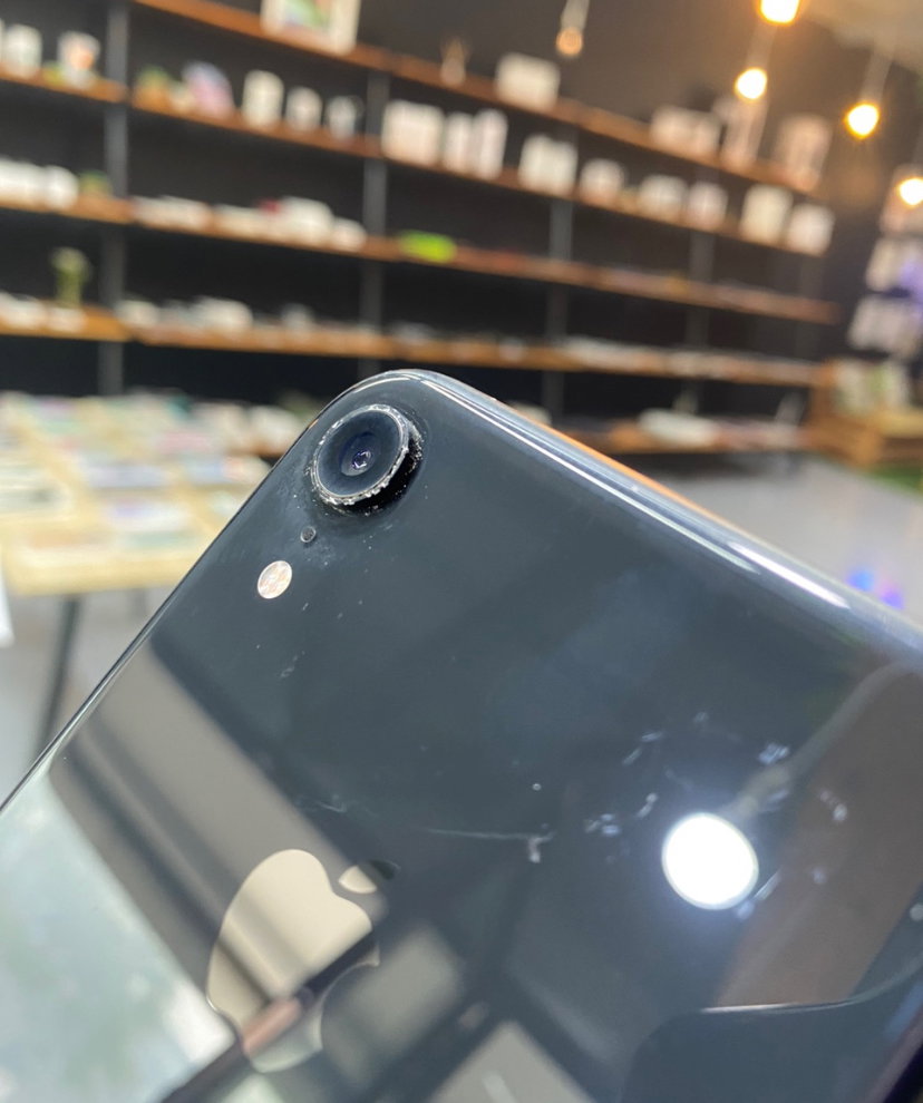 Apple iPhone XR 64Gb_2