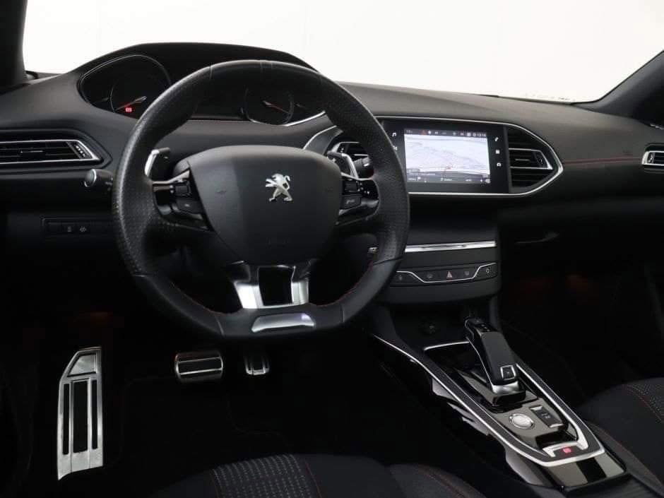 Peugeot 308_1