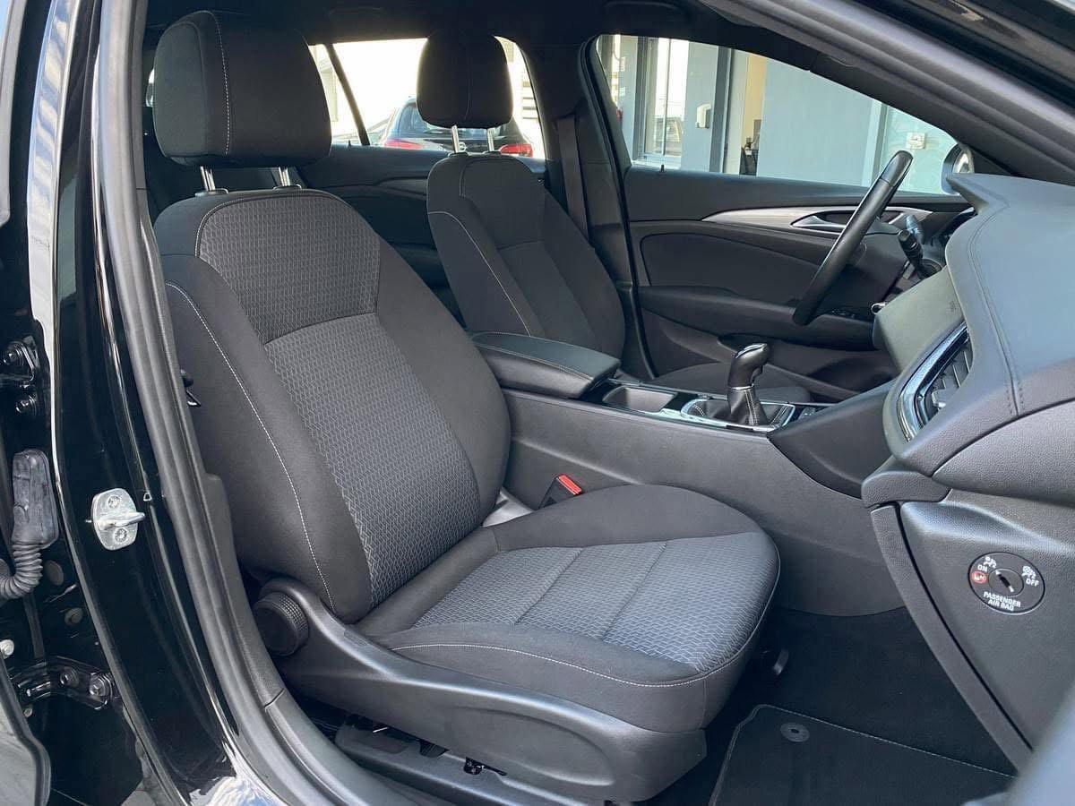 Opel Insignia ST_3