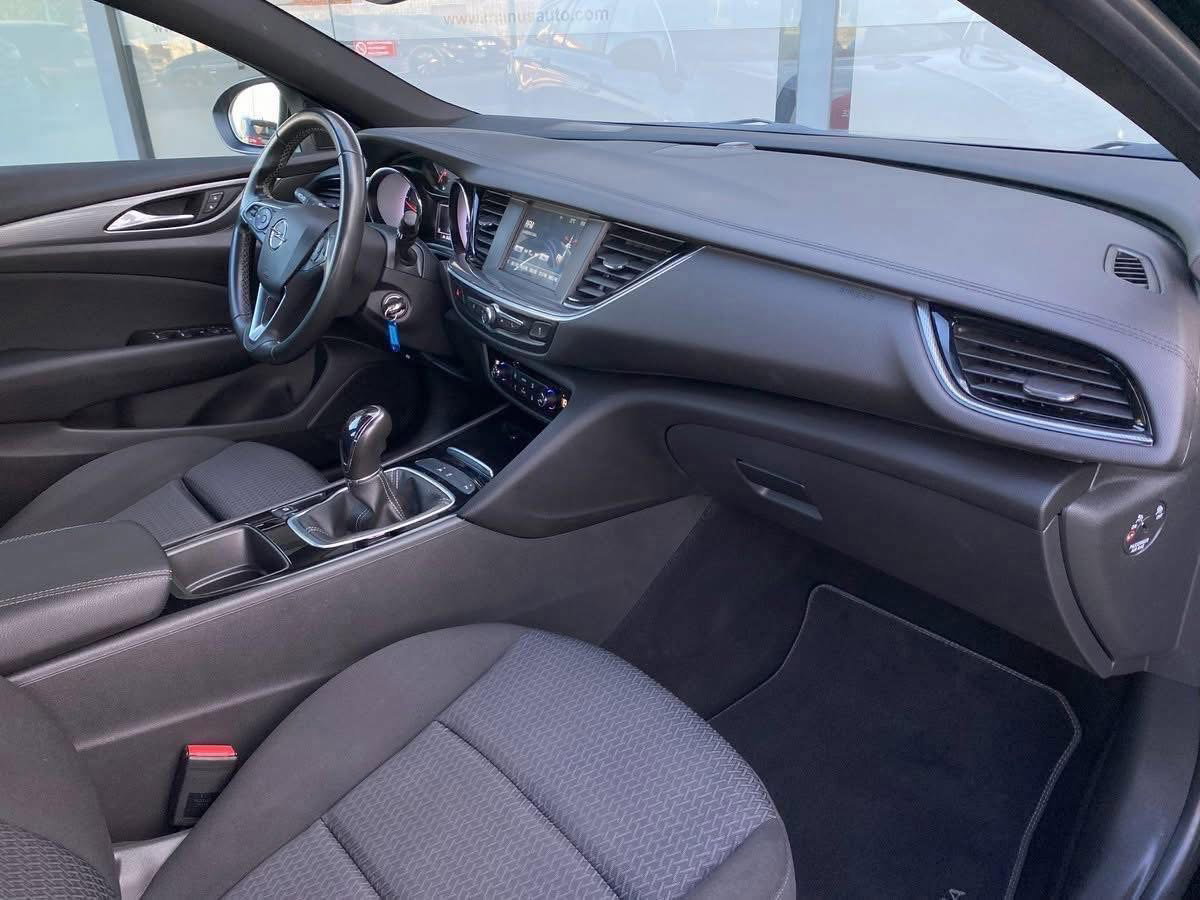 Opel Insignia ST_4