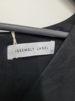Assembly Label pantsuit size 10