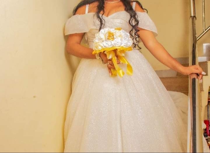 Vestidos clássicos e de noiva _6