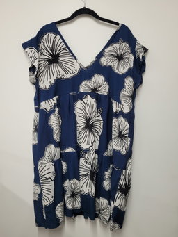Manini dress size M