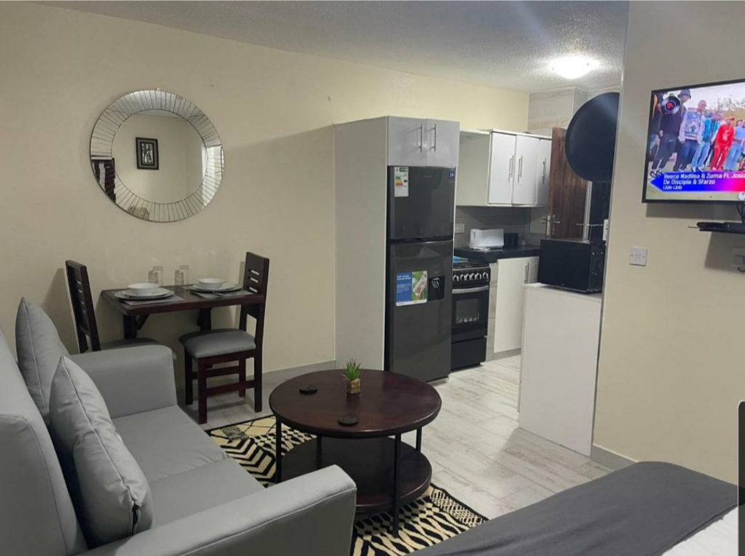 Cozy 1 Bedroom Apartment in Harare_7