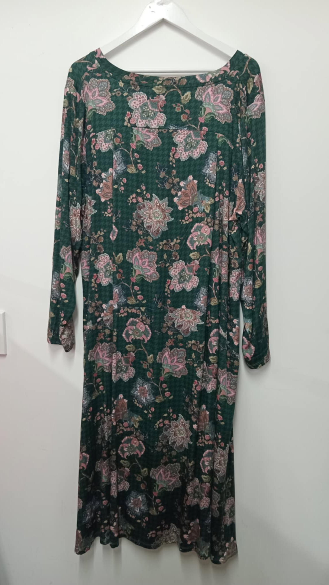 Madly Sweetly size 18_1