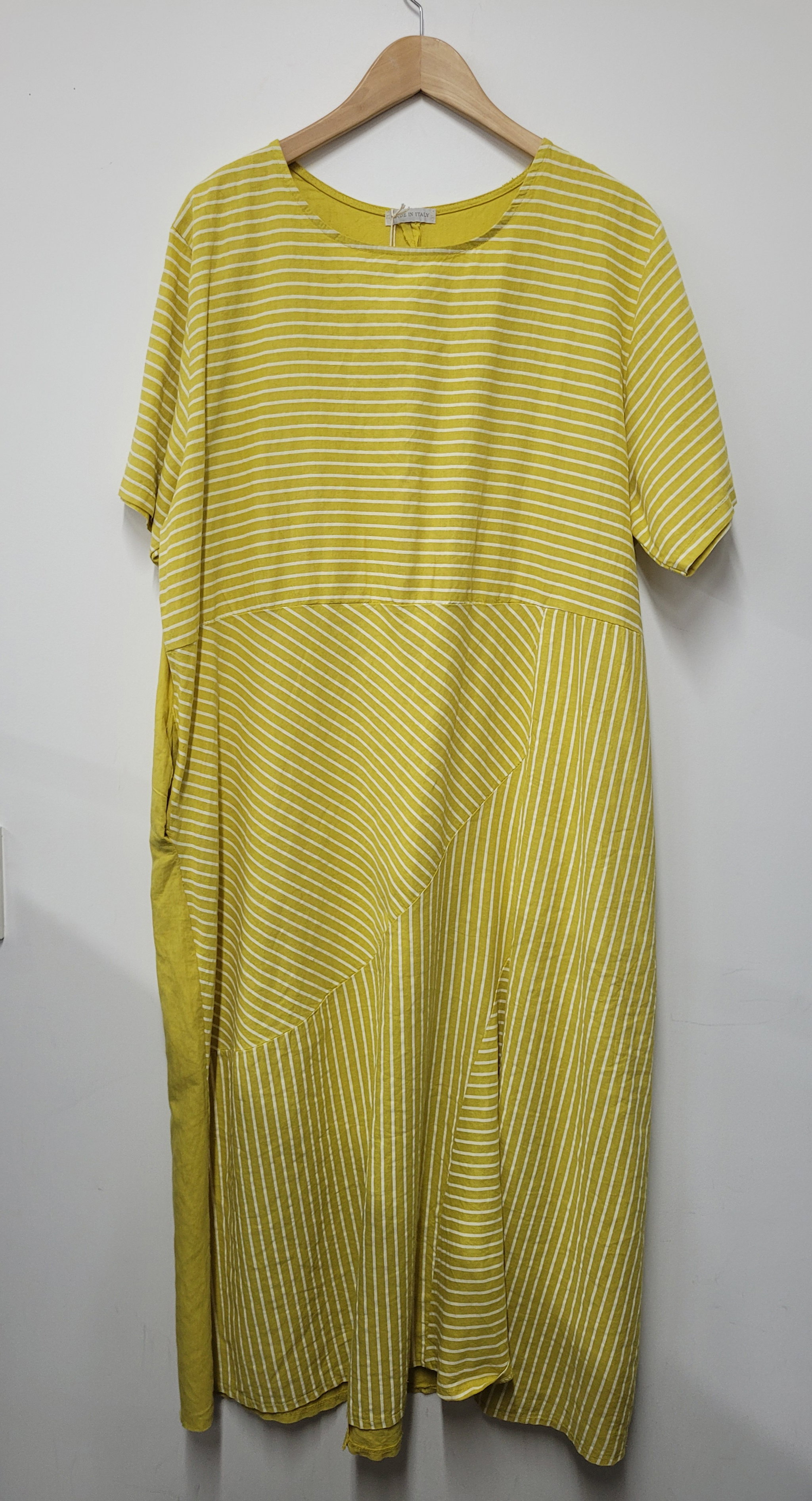 Made in Italy size L_0