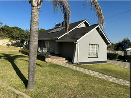 Kenneth 3 Bedroom Avondale Travelnest