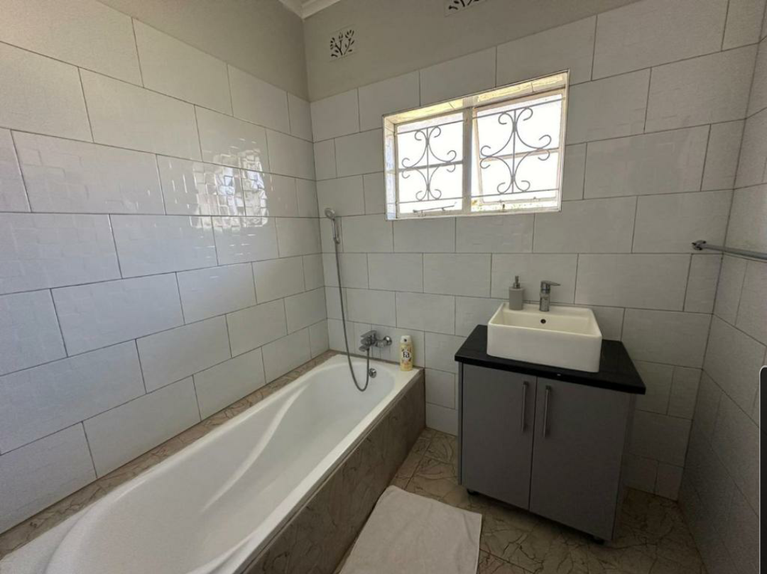 Kenneth 3 Bedroom Avondale Travelnest_8