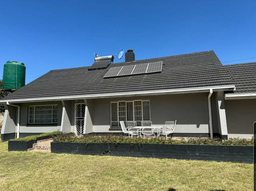 Kenneth 3 Bedroom Avondale Travelnest