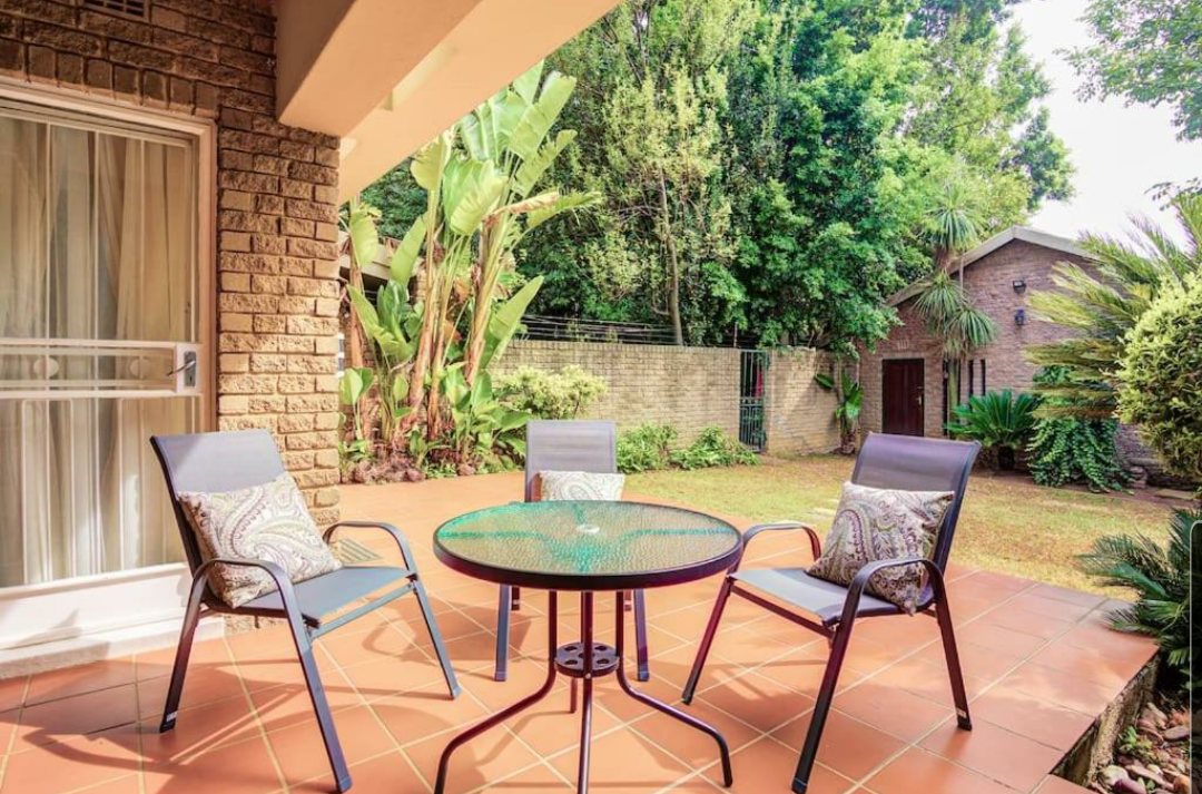 4 bedroom Holiday Home away from home _0