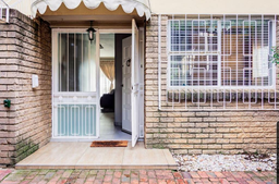 4 bedroom Holiday Home away from home 