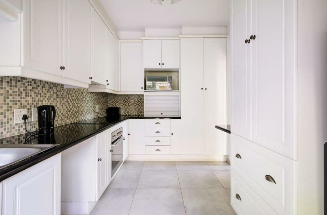 4 bedroom Holiday Home away from home _13