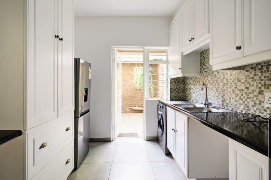 4 bedroom Holiday Home away from home _11