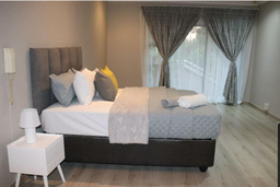 4 bedroom Holiday Home away from home 