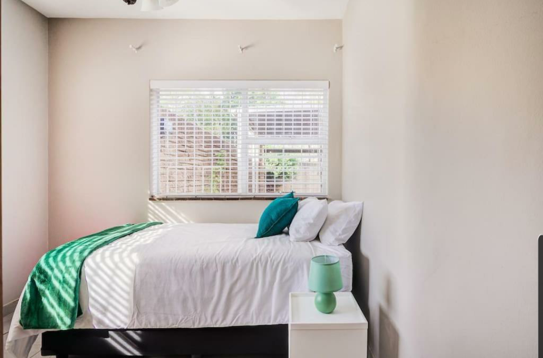 4 bedroom Holiday Home away from home _21