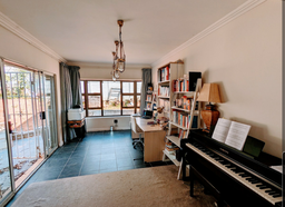 5 Bedroom Luxury Home in Mt Pleasant 
