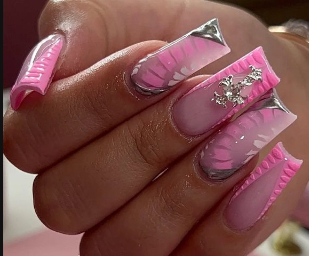 Multi style nail 