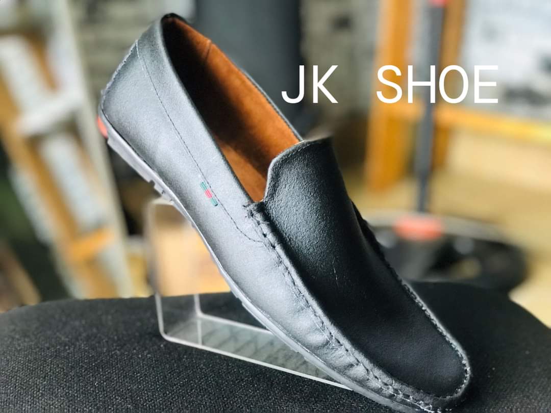 Leather shoes_1