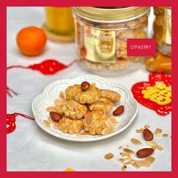 Almond cookies (Flower shape)
