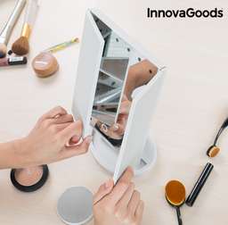 4-in-1 Magnifying LED Mirror For Ladies