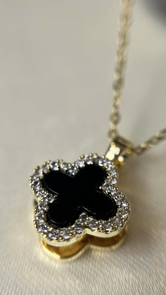 Collier trèfles et strass_7