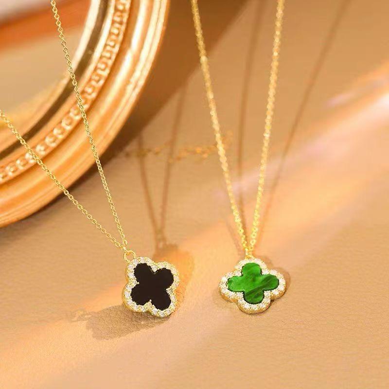 Collier trèfles et strass_12
