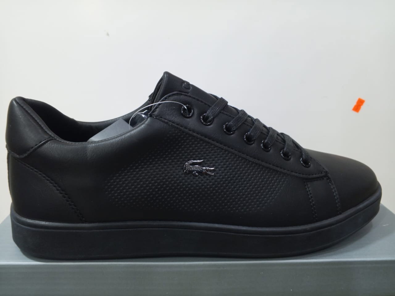 Lacoste_2