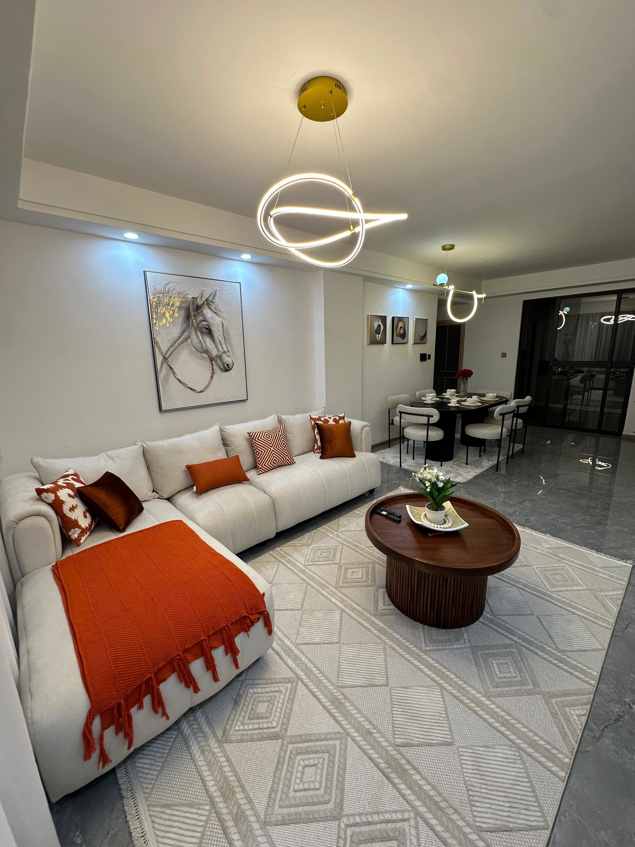 2 Bedroom AirBnB in Himalaya Heights, Kilimani Kindaruma Road_9
