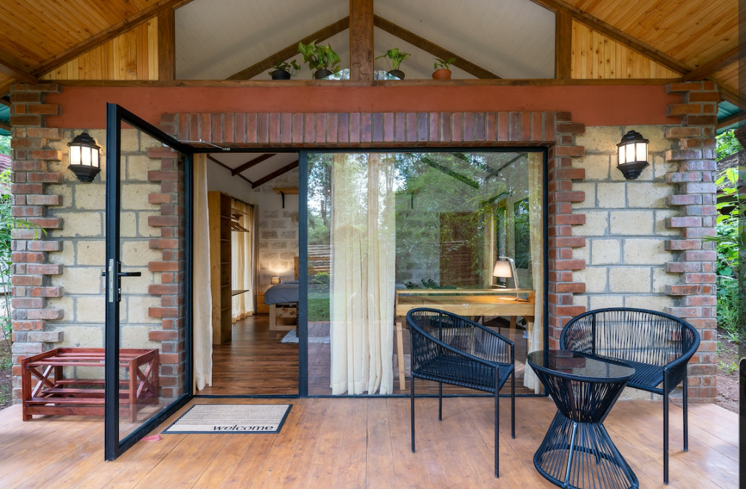 Cozy 2 Bedroom Cottage in Victoria Falls_10