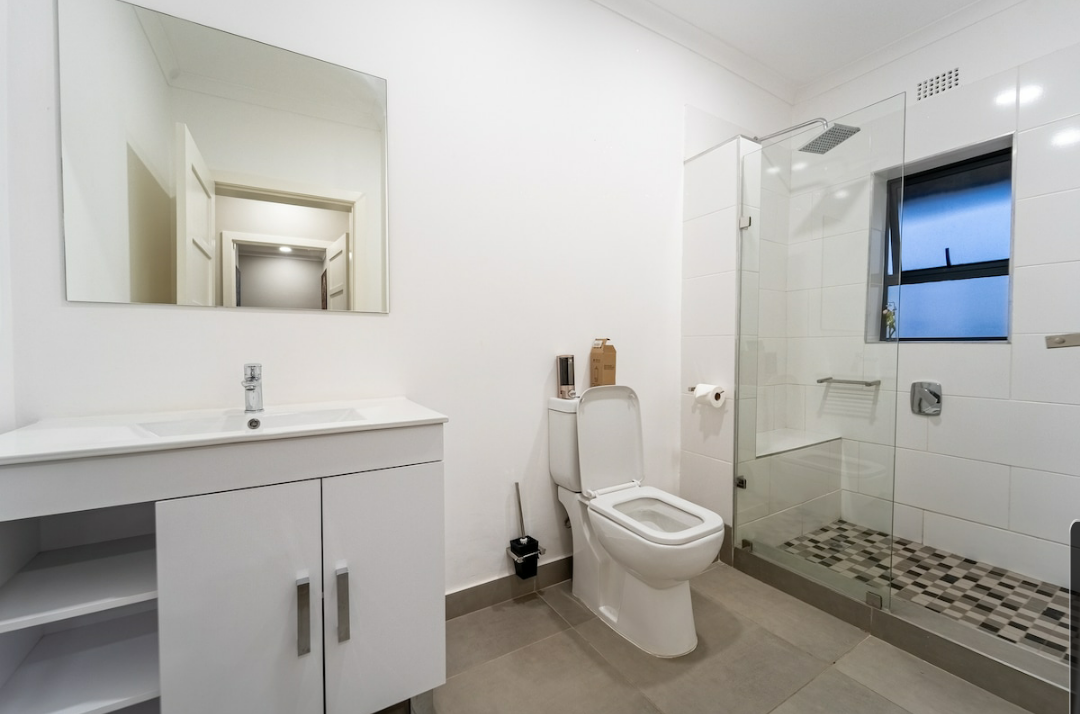 3 Bedroom Apartment in Vic Falls Platinum Peak_16