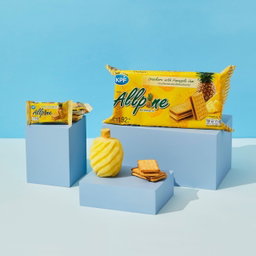 ALLPINE BISCUT WITH PINEAPLE JAM 