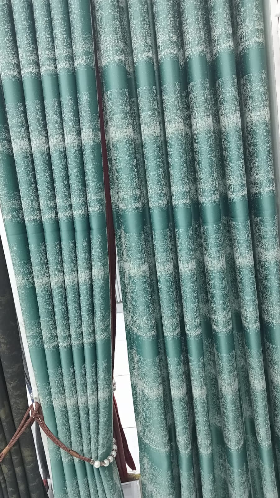 Curtain_1