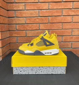 Jordan Retro 4