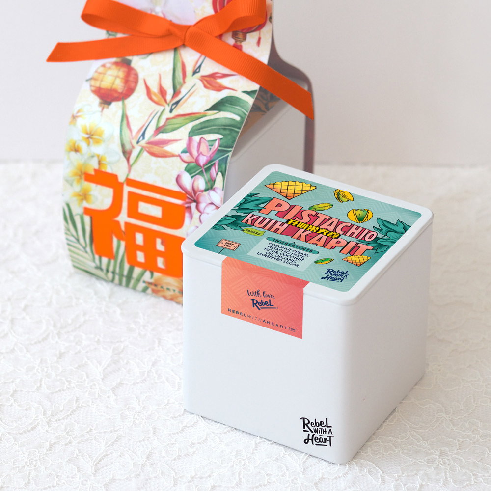 Petite Pistachio Kuih Kapit - 2025 Fu福 Sleeve