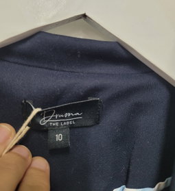 Drama the label size 10