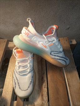 Yeezy multicolore P.41/42