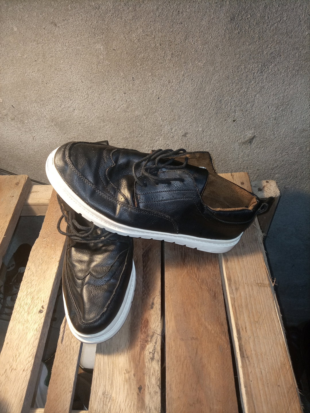 Tennis homme noir P41/42